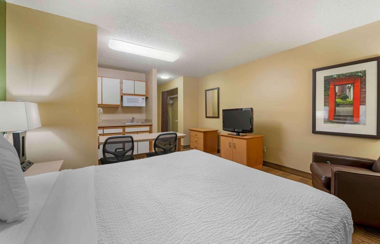 Extended Stay America Suites - Cincinnati - Blue Ash - Reagan Hwy Exterior photo